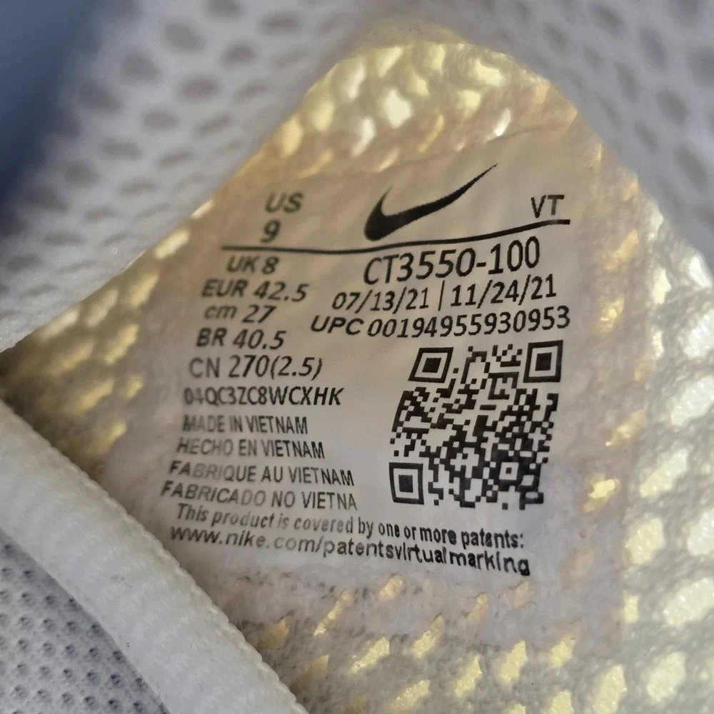 Nike Air Presto Shoes Mens Size 9 White Running Athletic Sneakers CT3550-100